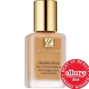 Estée Lauder Double Wear foundation (2W1 Dawn)